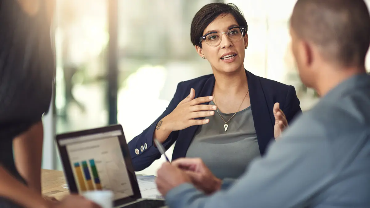 Navigating the Financial Crossroads: A Comprehensive Cost-Benefit Analysis of DIY Accounting Versus Professional CPA Services for Small Businesses