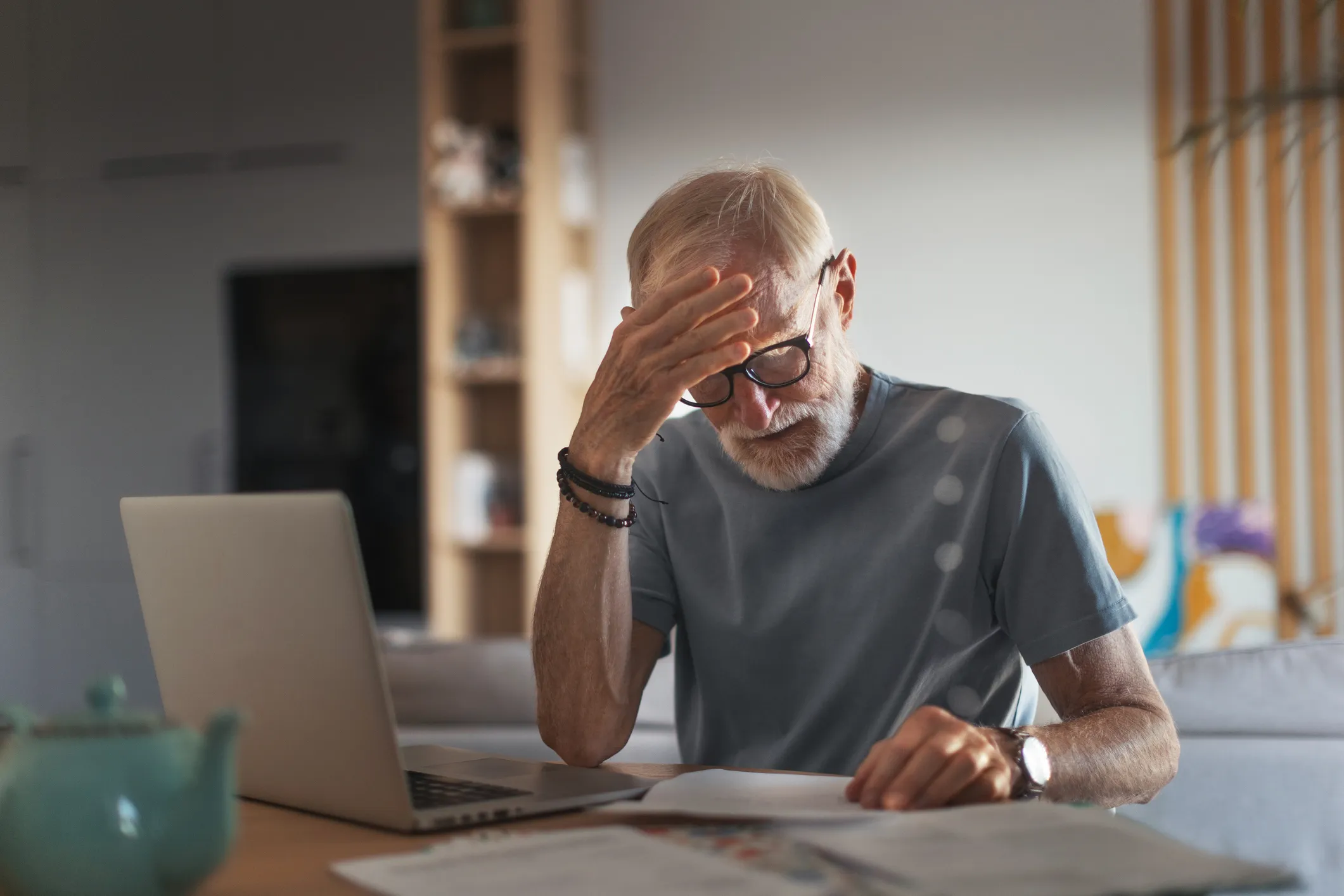 Unmasking Covert Identity Theft: Critical Red Flags Beyond Your Credit Report