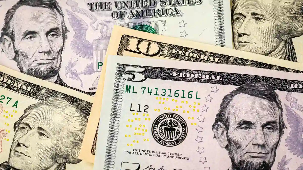Navigating the Complexities of Multi-Tiered Minimum Wage Laws: A Comprehensive Guide for Modern Employers