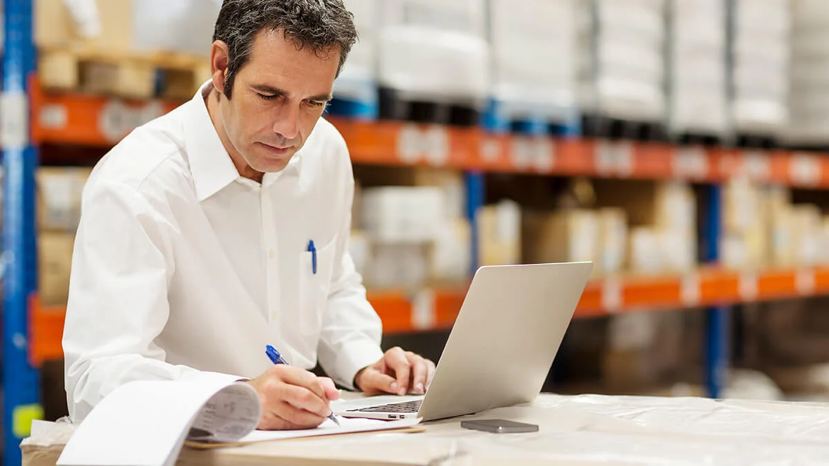 Navigating the Transition: A Comprehensive Guide to Converting Independent Contractors to Employees Amid Evolving Labor Laws