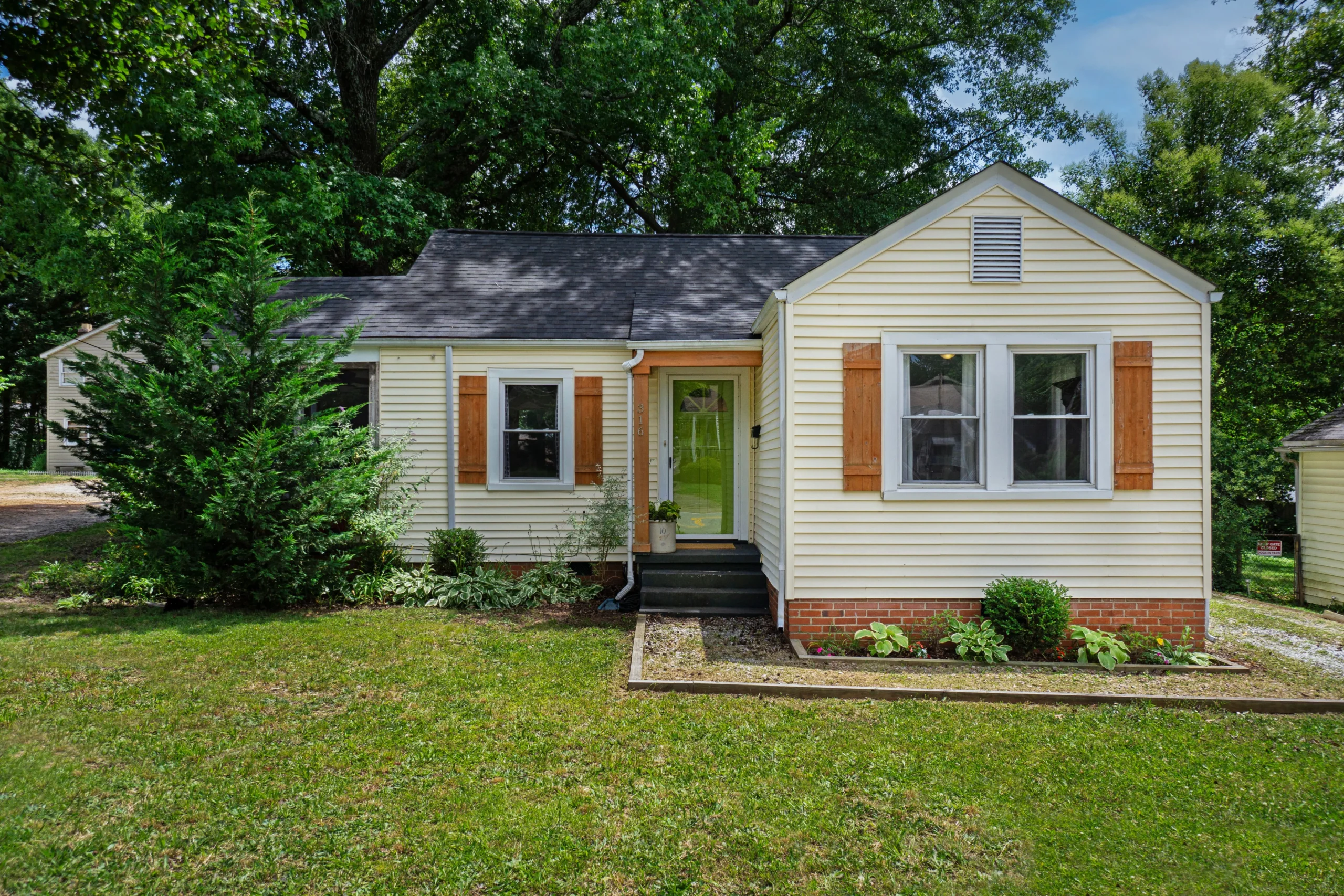 The U.S. Starter Home Market Faces Persistent Affordability Crisis, With 300,000 Fewer Listings Than 2019 and Income Requirements Skyrocketing