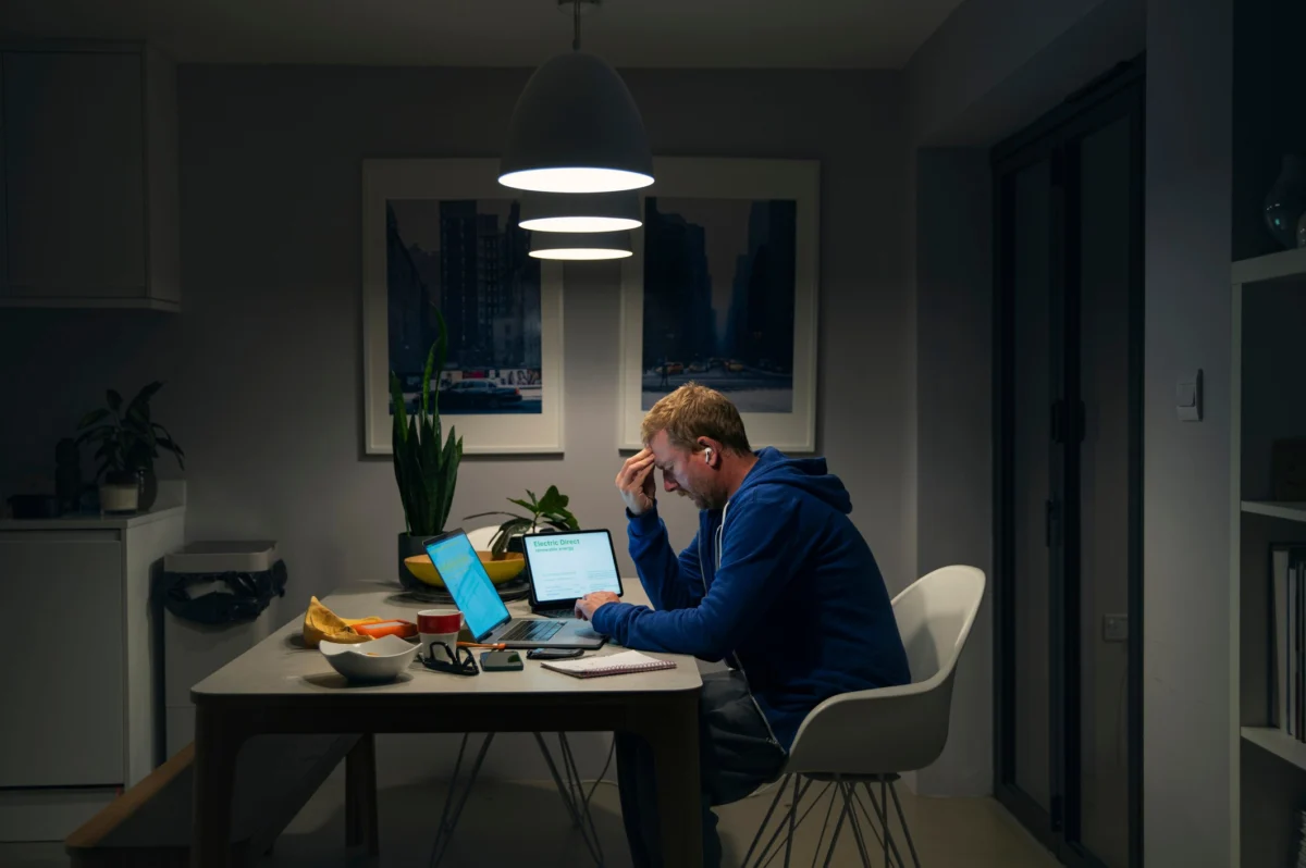 Navigating Job Insecurity: Experts Advise Prioritizing Liquidity and Long-Term Savings Over Rapid Mortgage Paydown