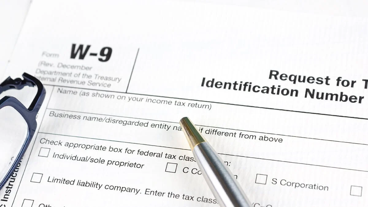 Navigating the Essentials of IRS Form W-9 for Modern Business Operations and Contractor Compliance