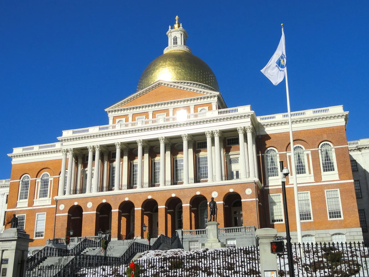 Massachusetts Voters to Consider Landmark Statewide Cap on Minimum Lot Sizes, Challenging Decades of Zoning Precedent