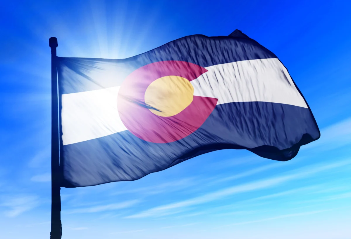 Colorado Voters Face Pivotal Choice on Income Tax Structure: Competing Measures Seek to Cap Flat Rate or Introduce Graduated System